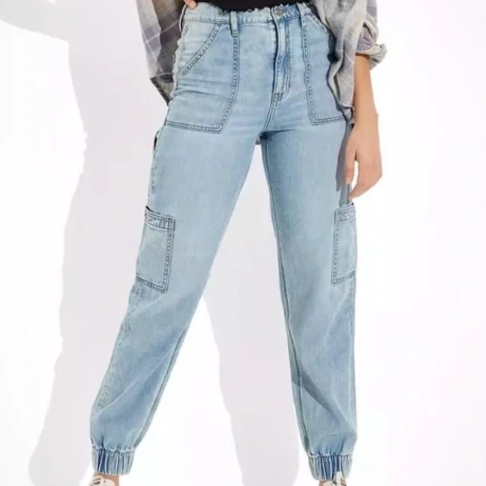 American Eagle Outfitter Jeans (blue denim cargo jogger jeans)